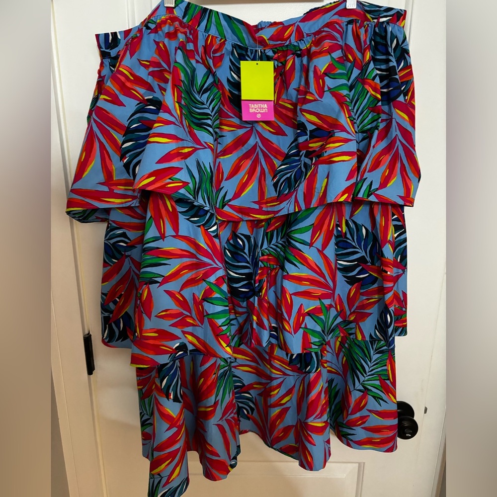 Target Multicolor Leaf Print Skater Skirt - Picture 2 of 2